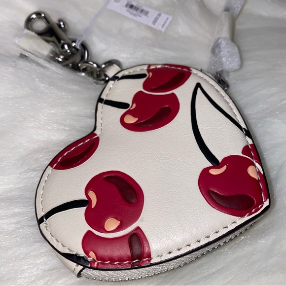 Coach 🍒 Cherry print keychain heart New bag charm - Picture 4 of 13